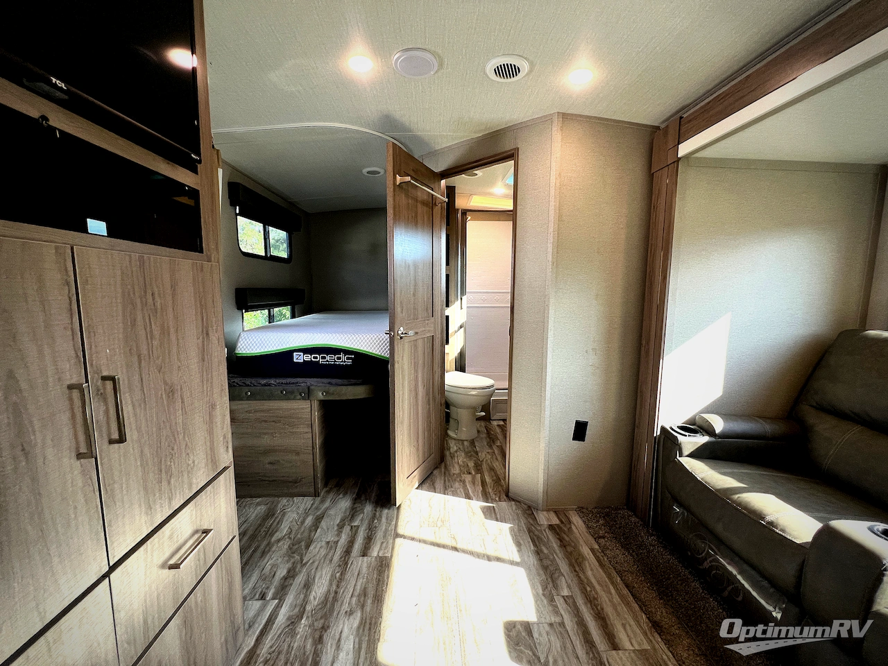 2022 Grand Design Imagine 2800BH Photo 18