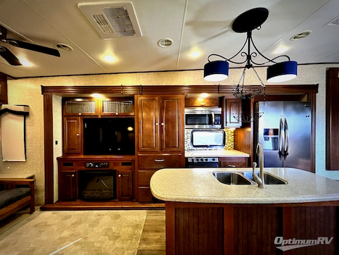 2015 Heartland Big Country 3450TS RV Photo 2