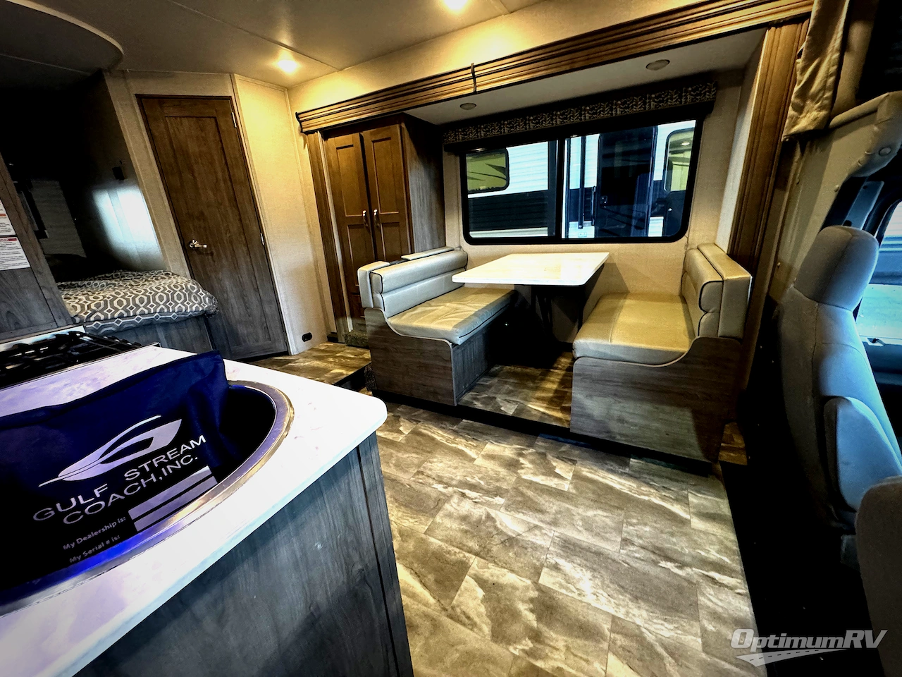 2024 Gulf Stream Conquest Class C 6238 Photo 7