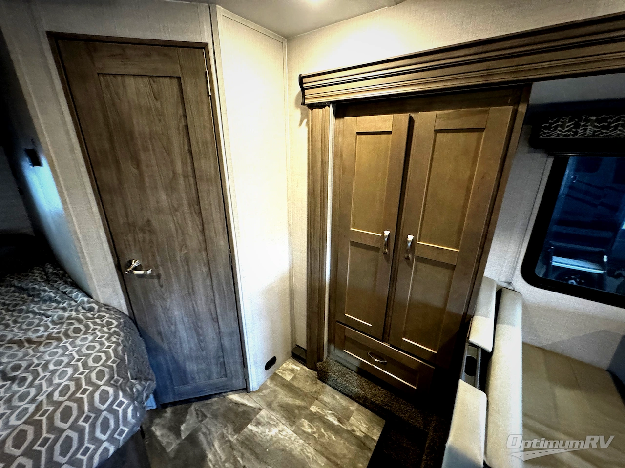 2024 Gulf Stream Conquest Class C 6238 Photo 18