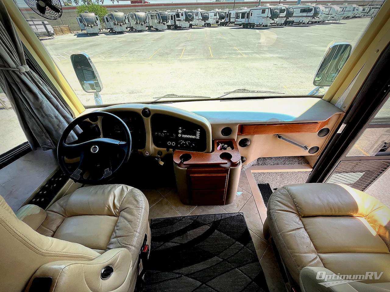 2007 Tiffin Phaeton 40 QSH Photo 4