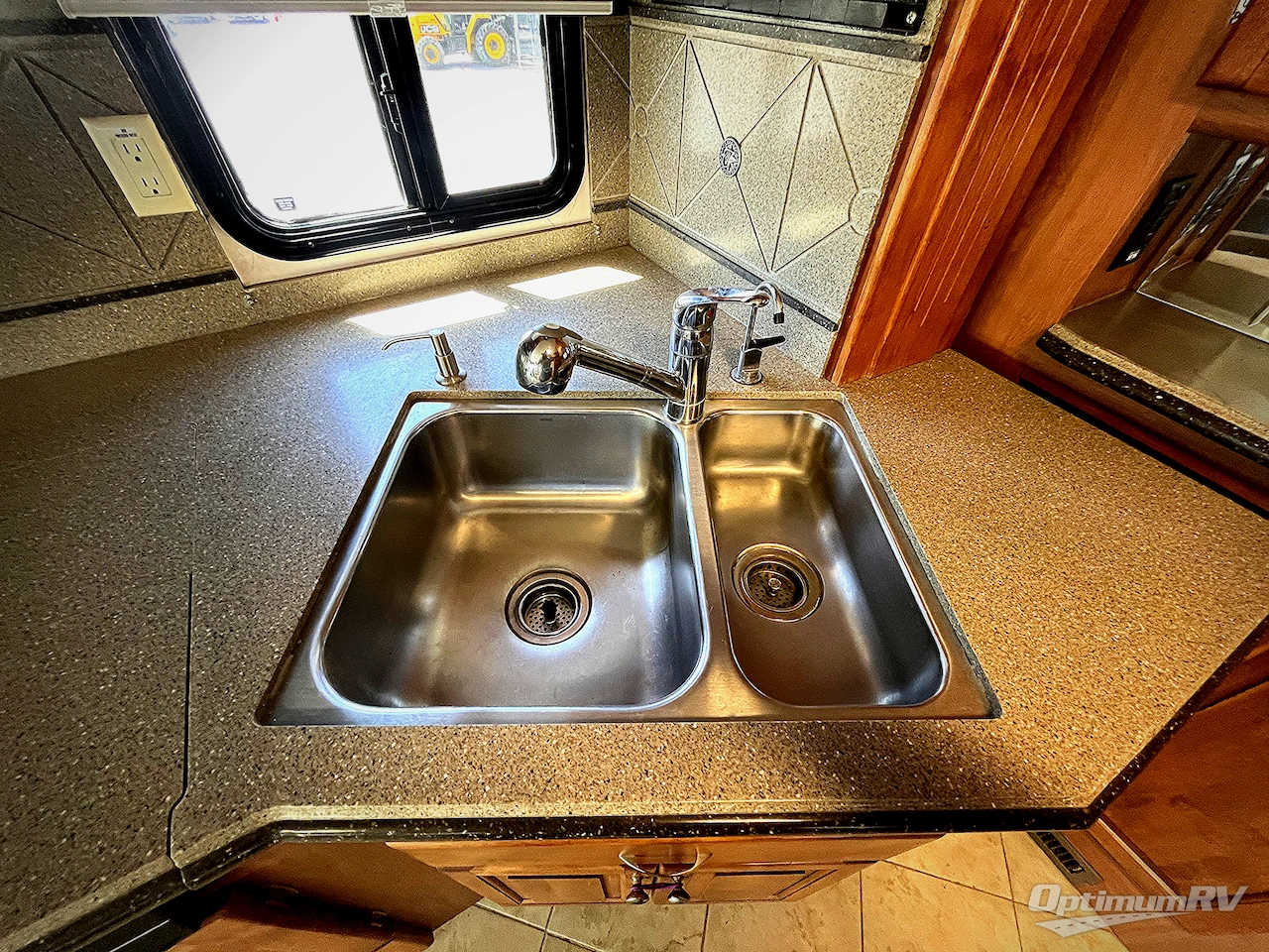 2007 Tiffin Phaeton 40 QSH Photo 17