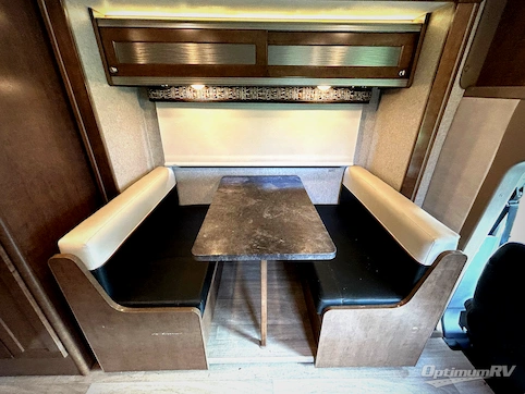 2018 Winnebago Fuse 23T RV Photo 3