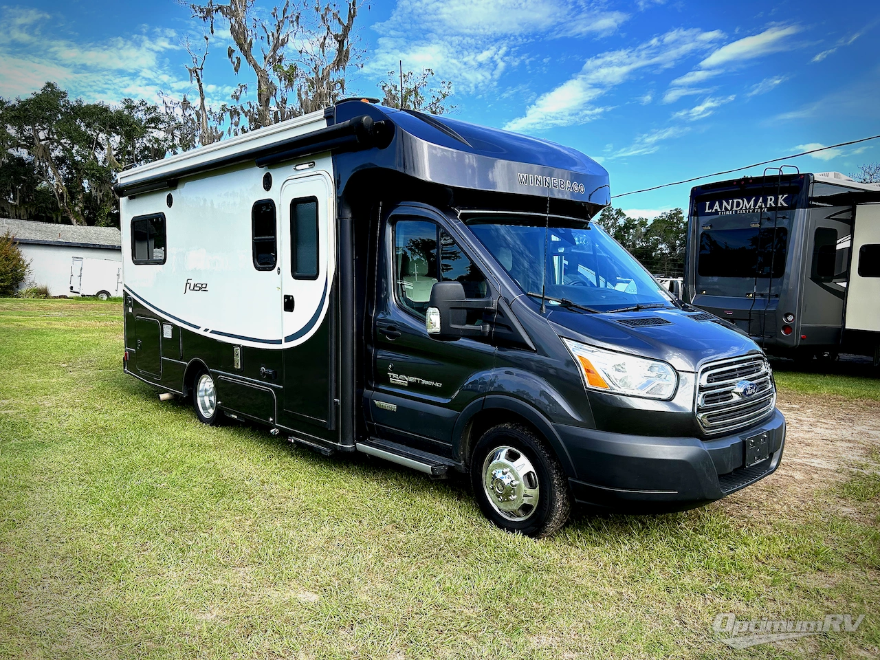 2018 Winnebago Fuse 23T Photo 15