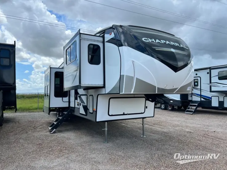 2022 Coachmen Chaparral 334FL RV Photo 1