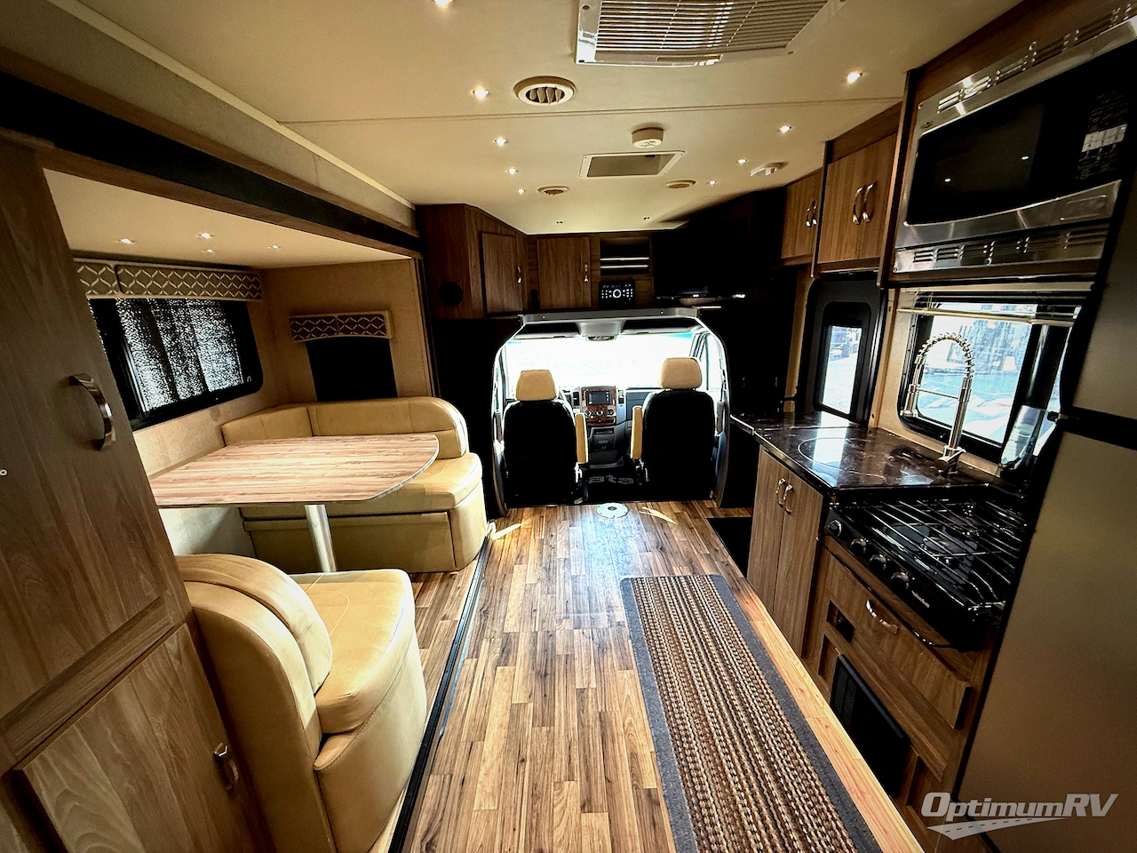 2018 Dynamax isata 3 24FW Photo 14