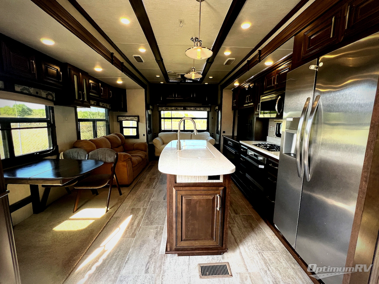 2019 Heartland Bighorn 3871FBO Photo 4