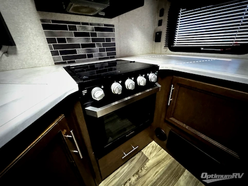 2020 Keystone Cougar Half-Ton 29RKS RV Photo 4