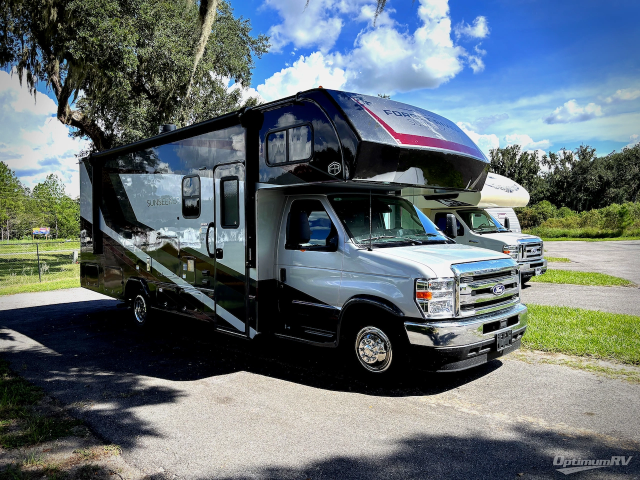 Forest River Sunseeker 2440DS