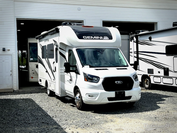 2024 Thor Gemini AWD 23TE RV Photo 1
