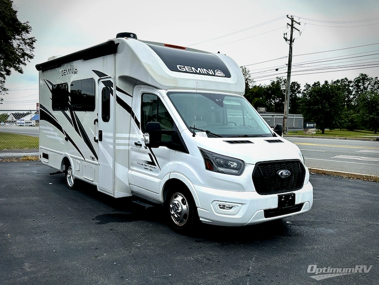 2024 Thor Gemini AWD 23TE RV Photo 1