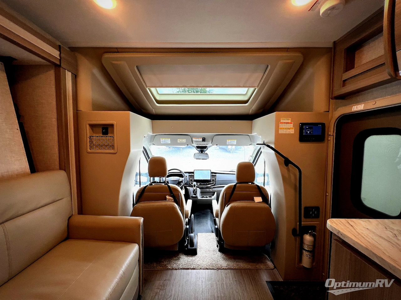 2024 Thor Gemini AWD 23TE Photo 4