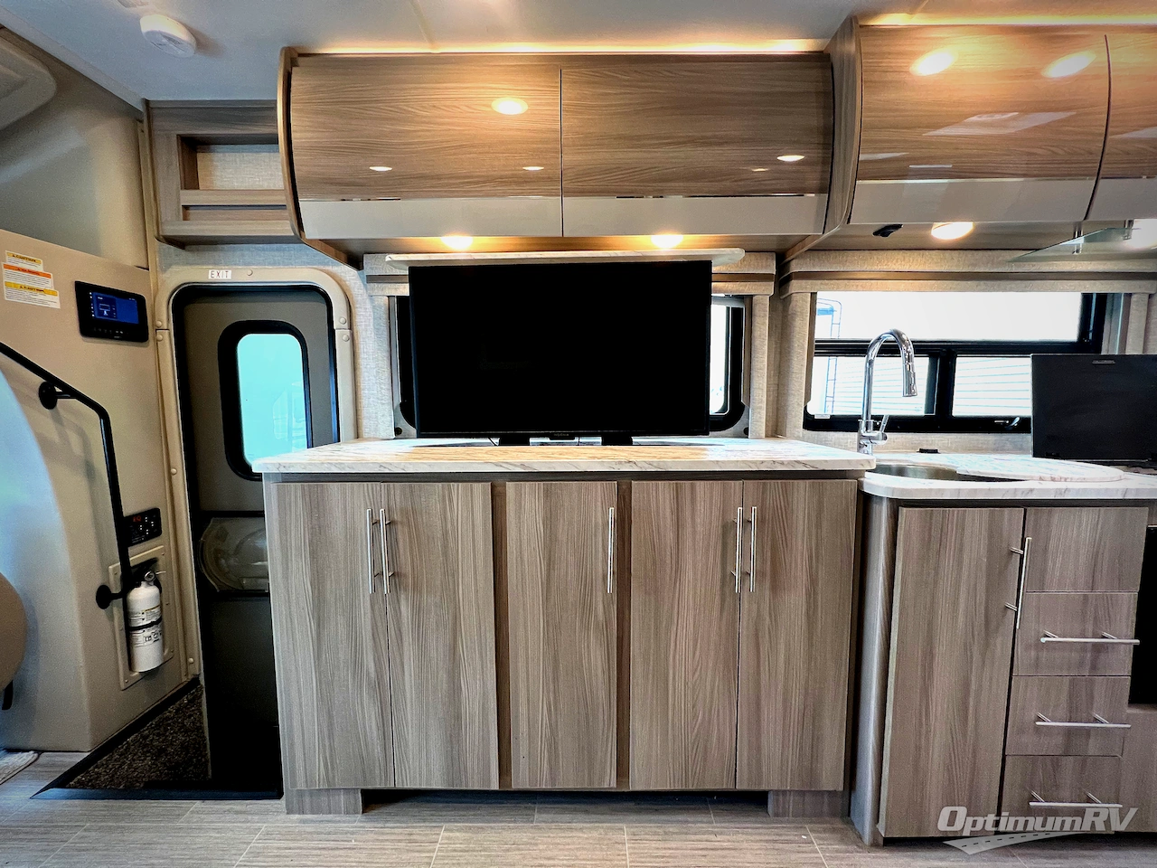 2024 Thor Gemini AWD 23TE Photo 8