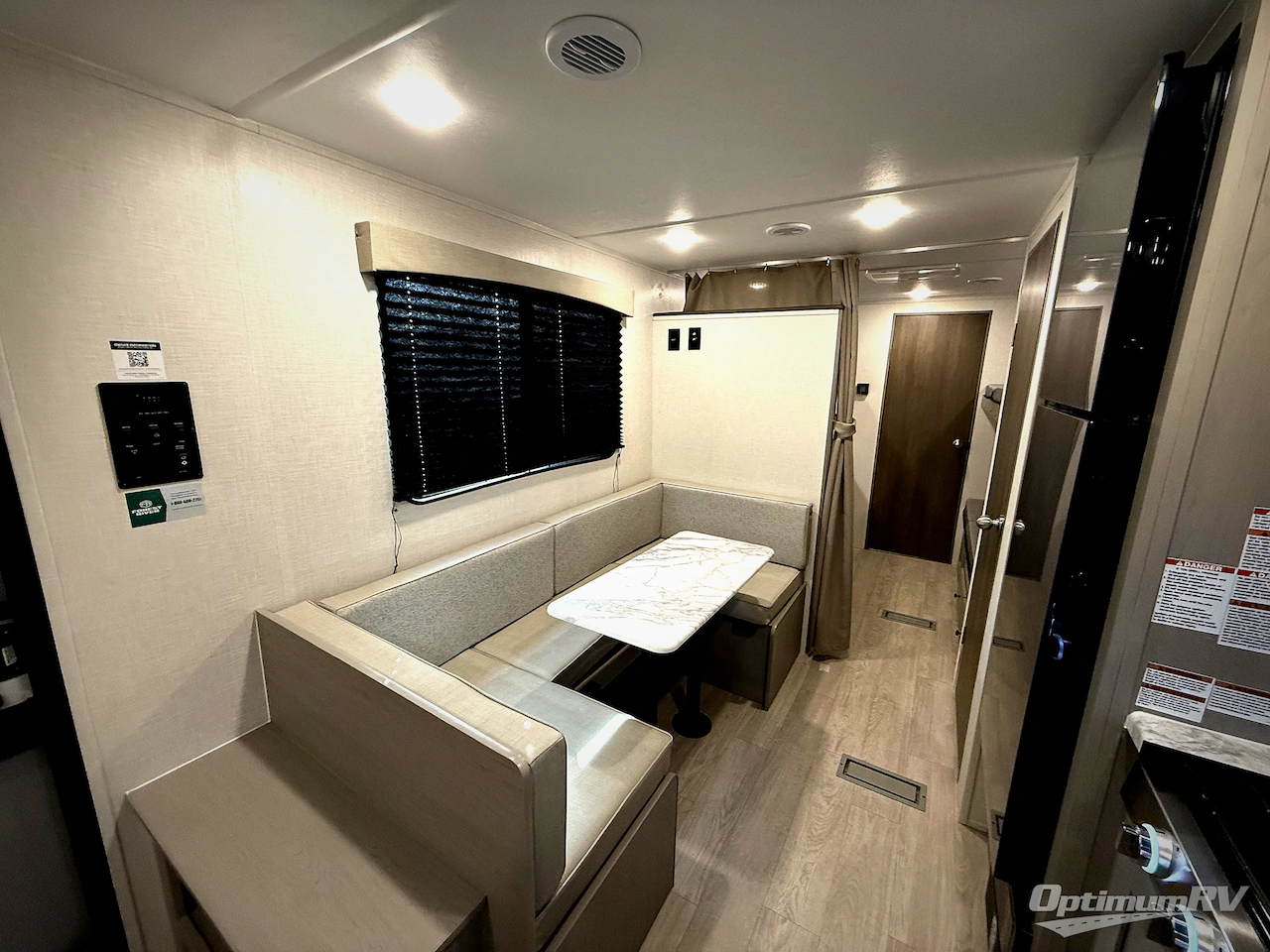 2026 Forest River Viking 5K Series 25QBH Photo 12