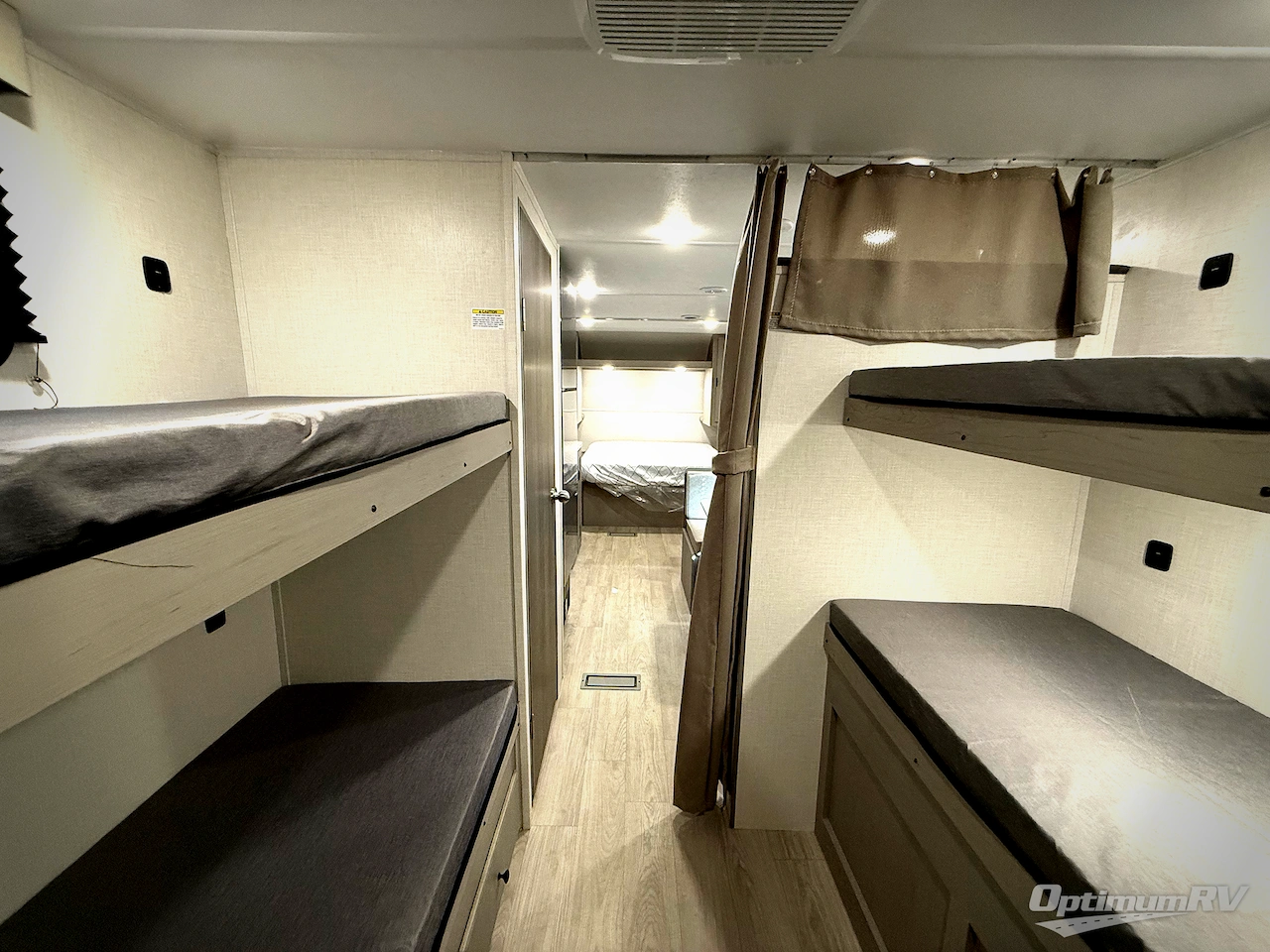 2026 Forest River Viking 5K Series 25QBH Photo 17