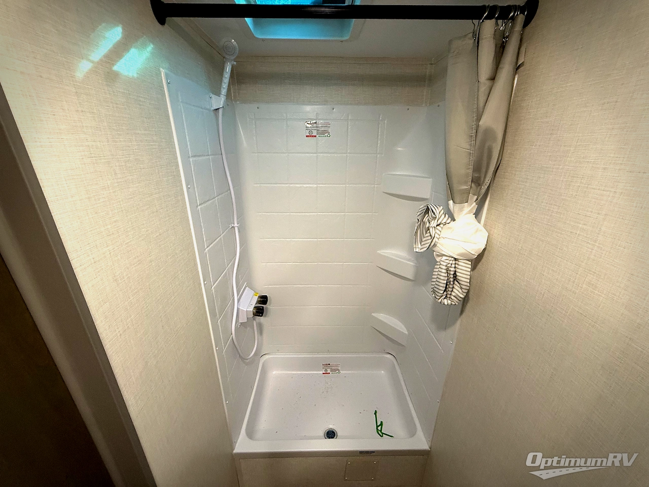 2026 Forest River Viking 5K Series 25QBH Photo 19