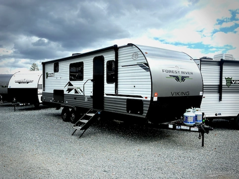 New 2026 Forest River Viking 5K Series 25QBH Featured Photo