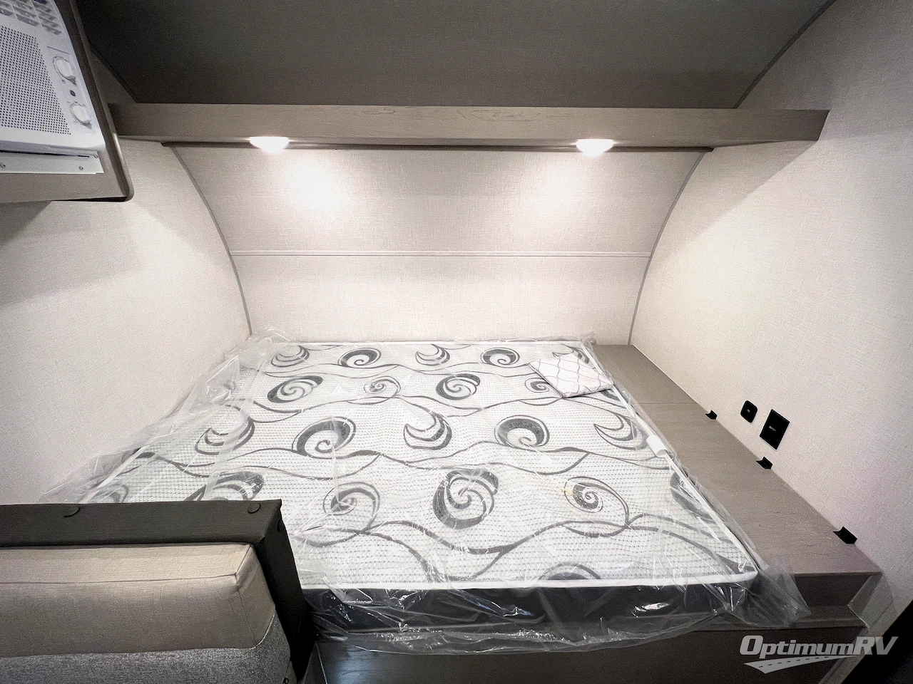 2026 Forest River Viking 3K Series 17BHX Photo 6