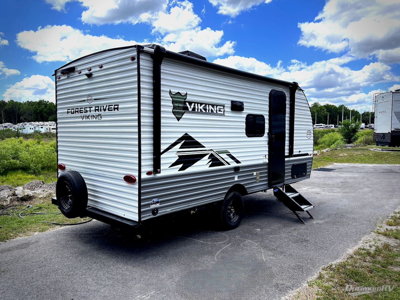 2026 Forest River Viking 3K Series 17BH Photo 2