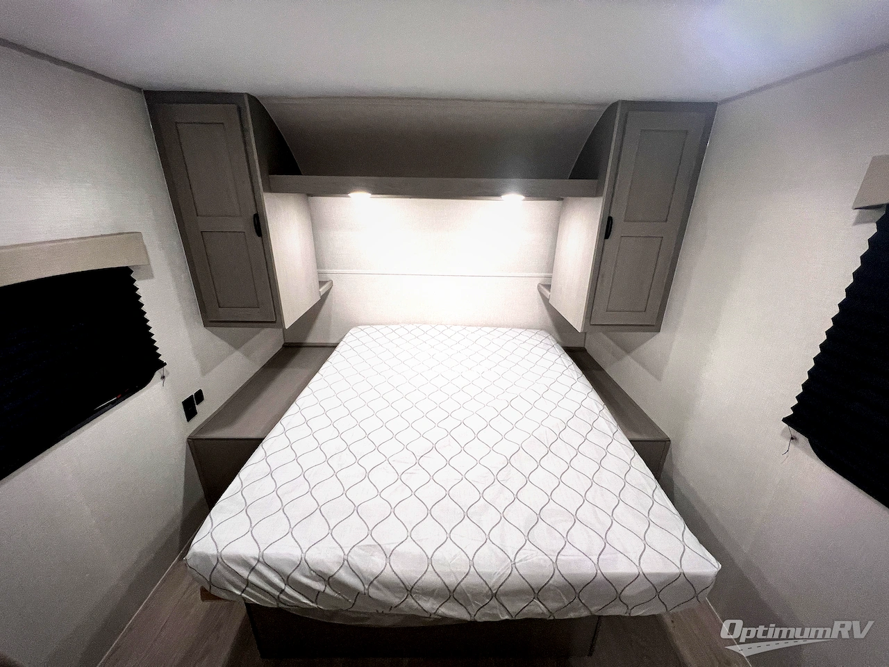 2026 Forest River Viking 5K Series 26BH Photo 7