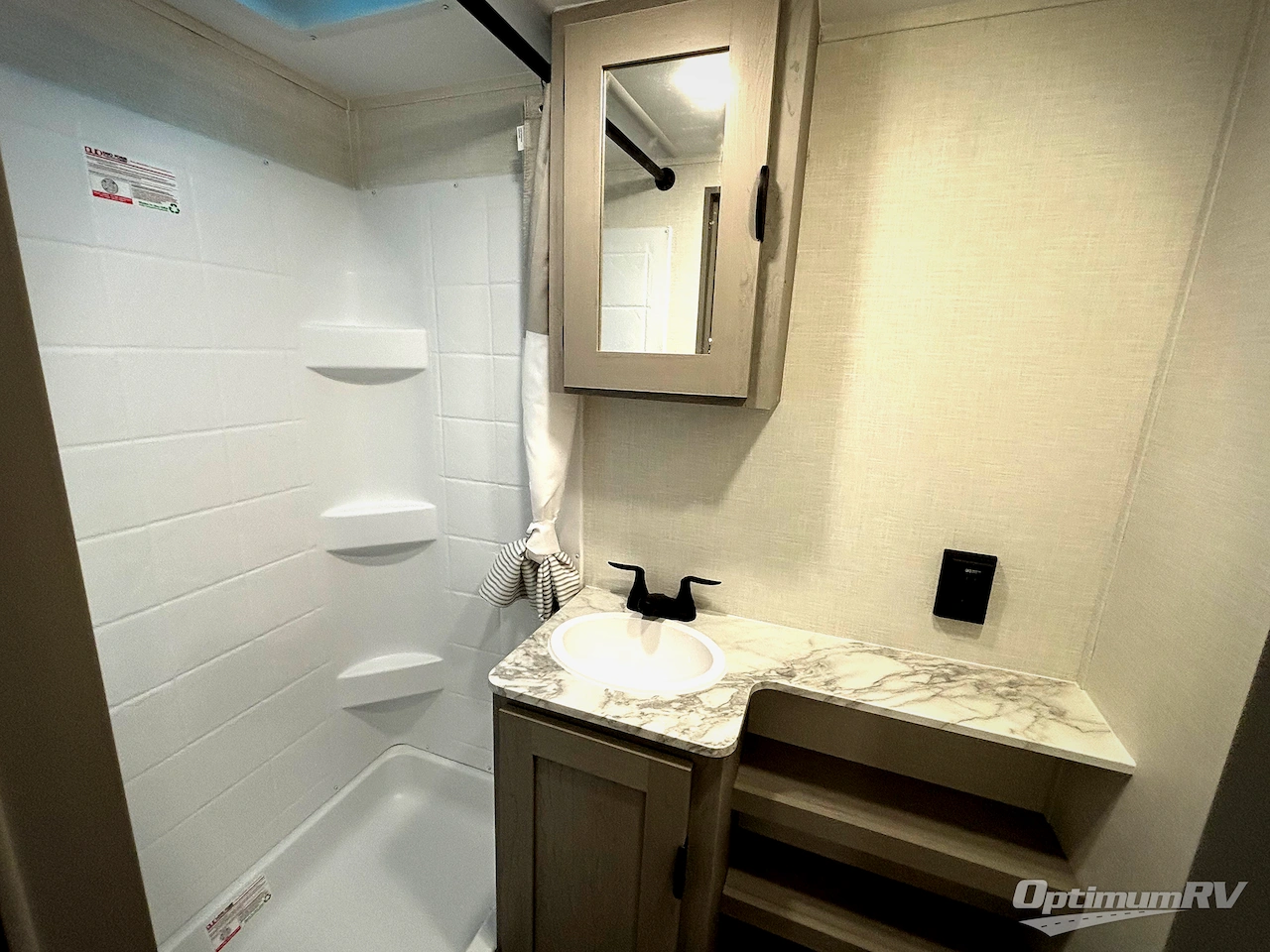 2026 Forest River Viking 5K Series 242MK Photo 8