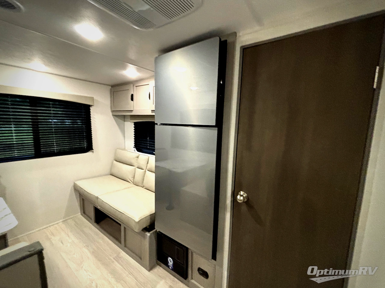 2026 Forest River Viking 5K Series 242MK Photo 11