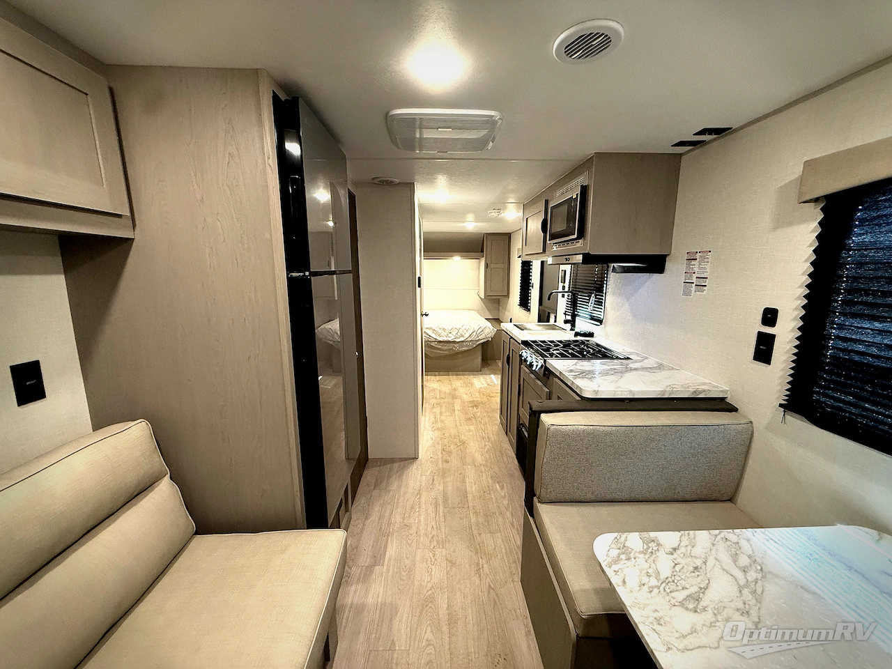 2026 Forest River Viking 5K Series 242MK Photo 6