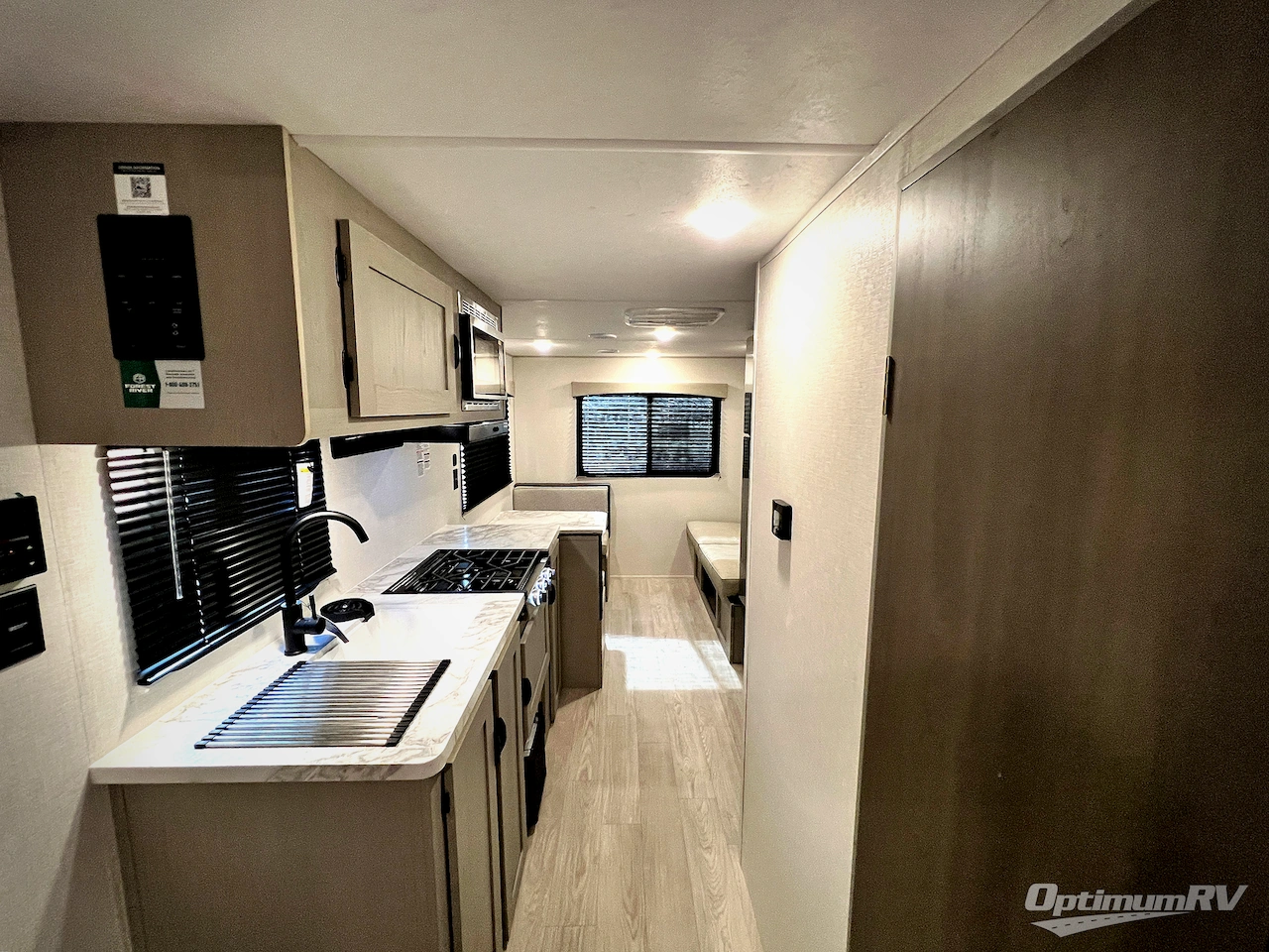 2026 Forest River Viking 5K Series 242MK Photo 5