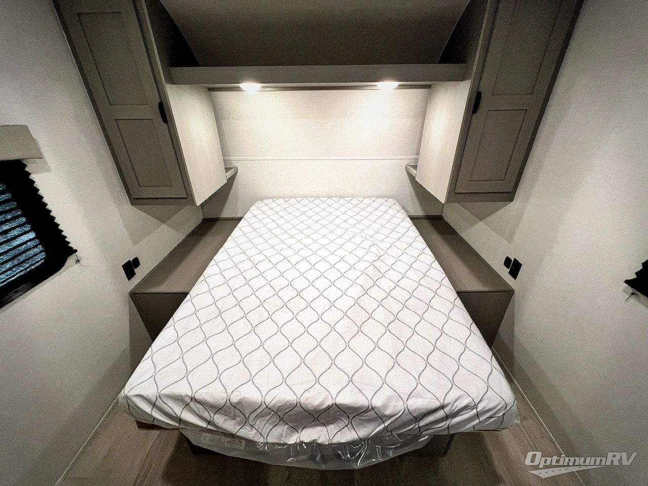 2026 Forest River Viking 5K Series 242MK Photo 13