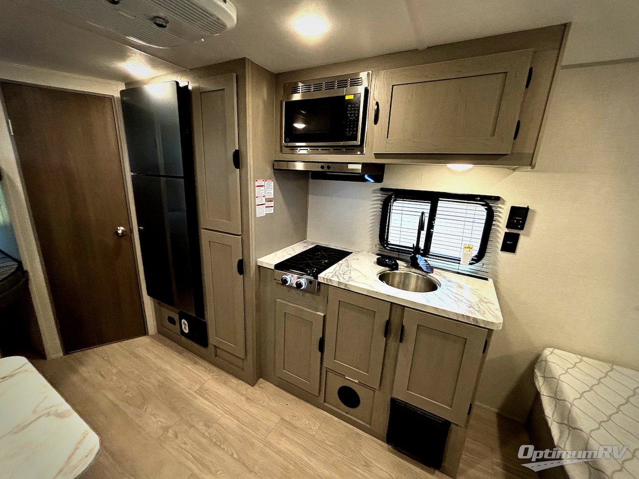 2026 Forest River Viking 4K Series 18BH Photo 6