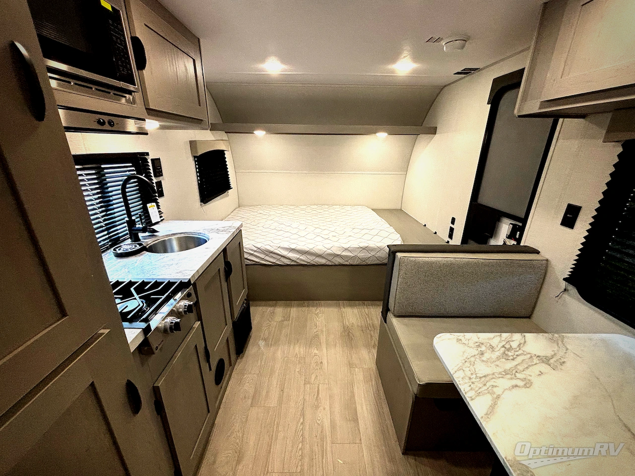 2026 Forest River Viking 4K Series 18BH Photo 5