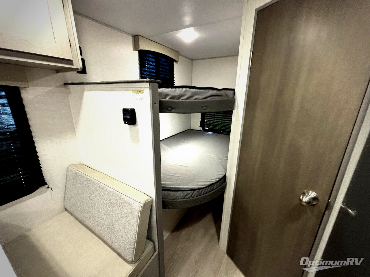 2026 Forest River Viking 4K Series 18BH Photo 10