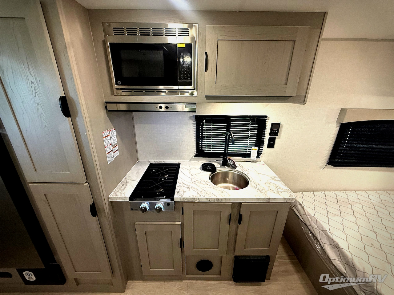 2026 Forest River Viking 4K Series 18BH Photo 10