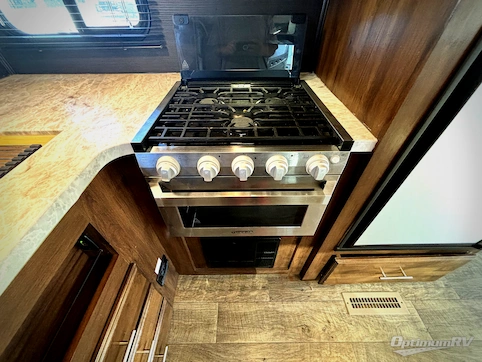 2019 Jayco Eagle HTX 26RLX RV Photo 3