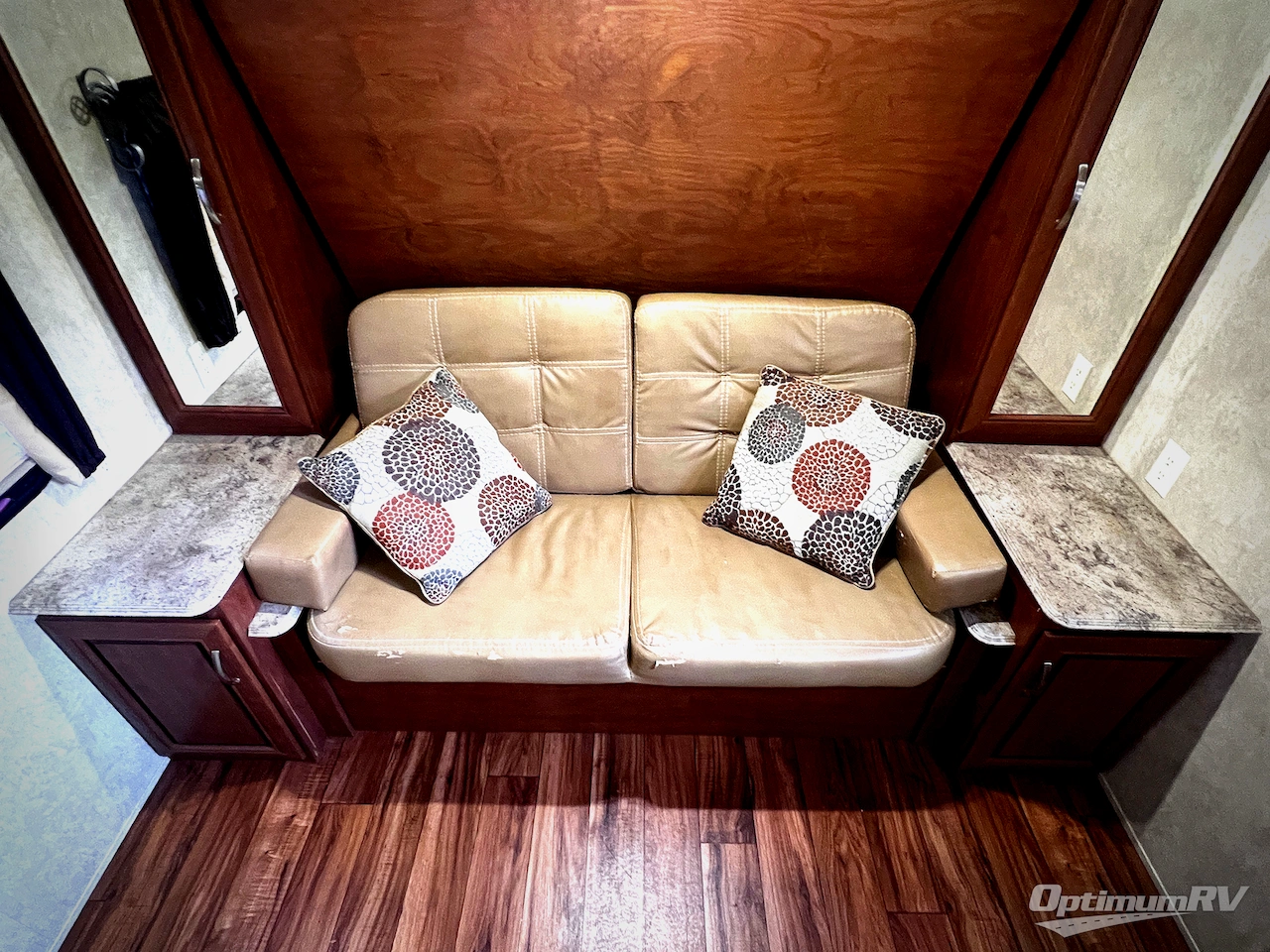 2016 Forest River Wildwood X-Lite 230BHXL Photo 11