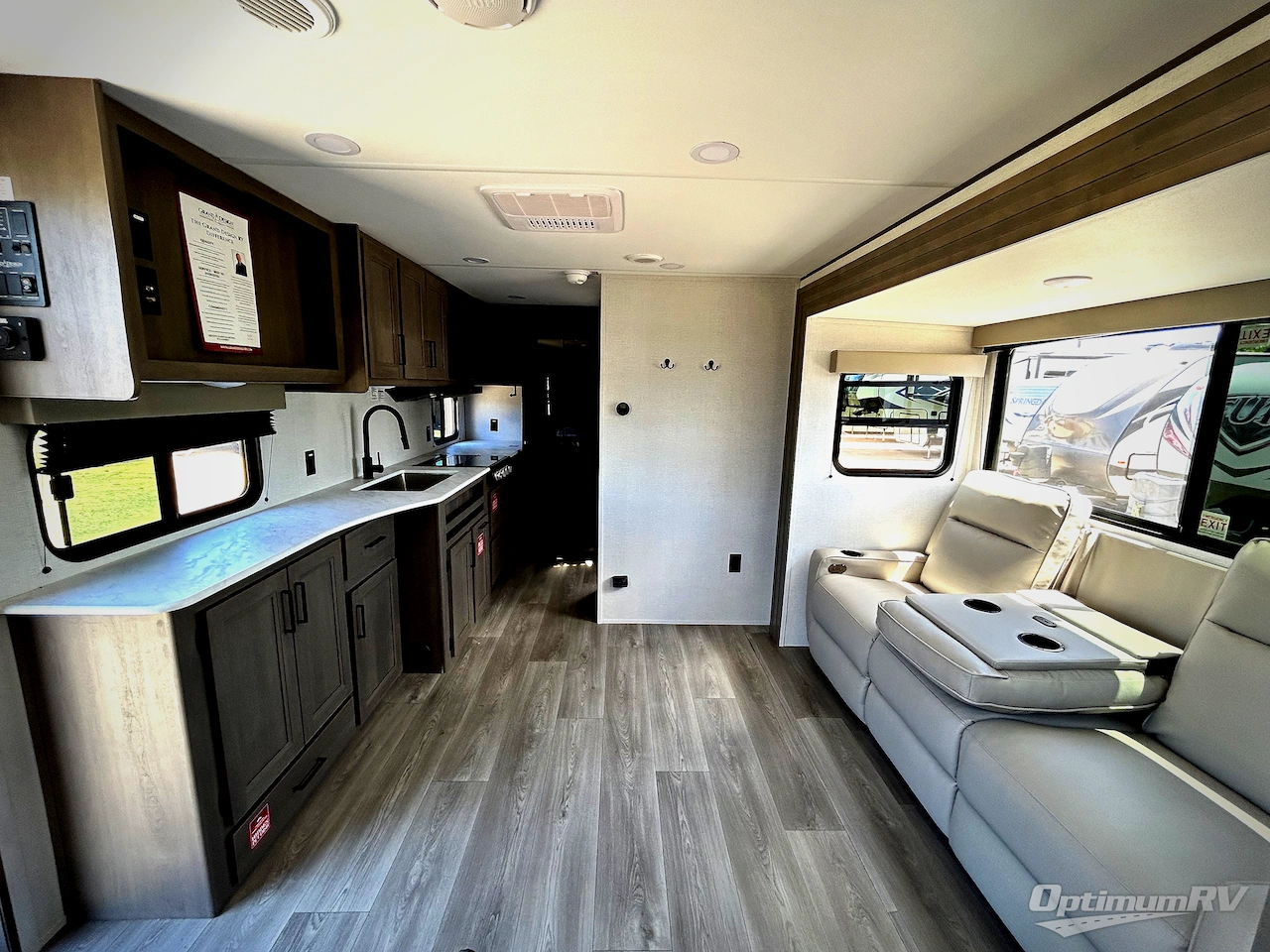 2025 Grand Design Transcend Xplor 20MKX Photo 4