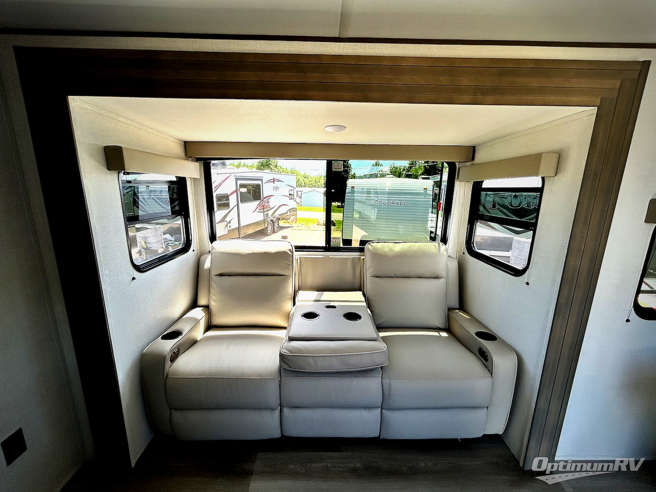 2025 Grand Design Transcend Xplor 20MKX Photo 8