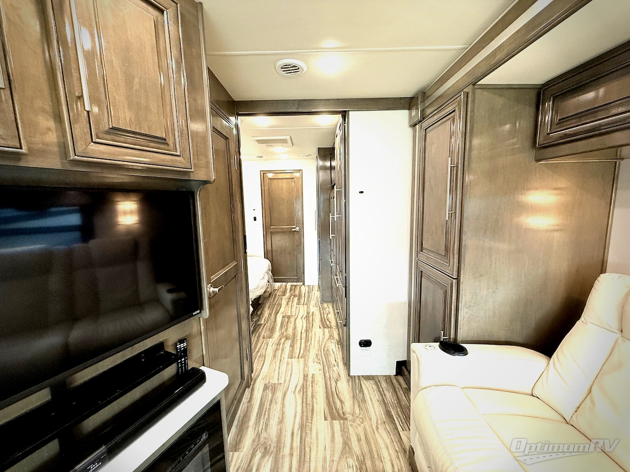 2020 Forest River Georgetown 7 Series 36D7 Photo 11
