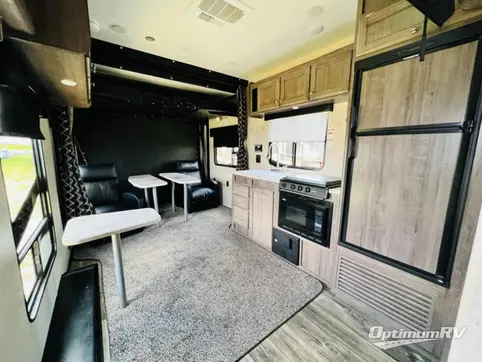 2019 Weekend Warrior RV Mfg. Weekend Warrior JJ2400 RV Photo 2