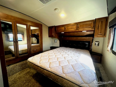 2017 Grand Design Reflection 303RLS RV Photo 3