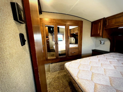 2017 Grand Design Reflection 303RLS RV Photo 4