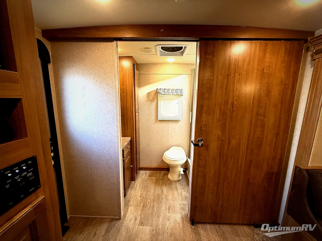 2019 Forest River Rockwood Mini Lite 2511S Photo 6