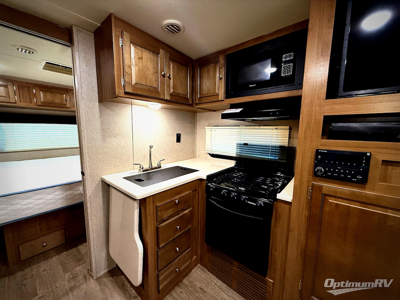 2019 Forest River Rockwood Mini Lite 2511S Photo 13