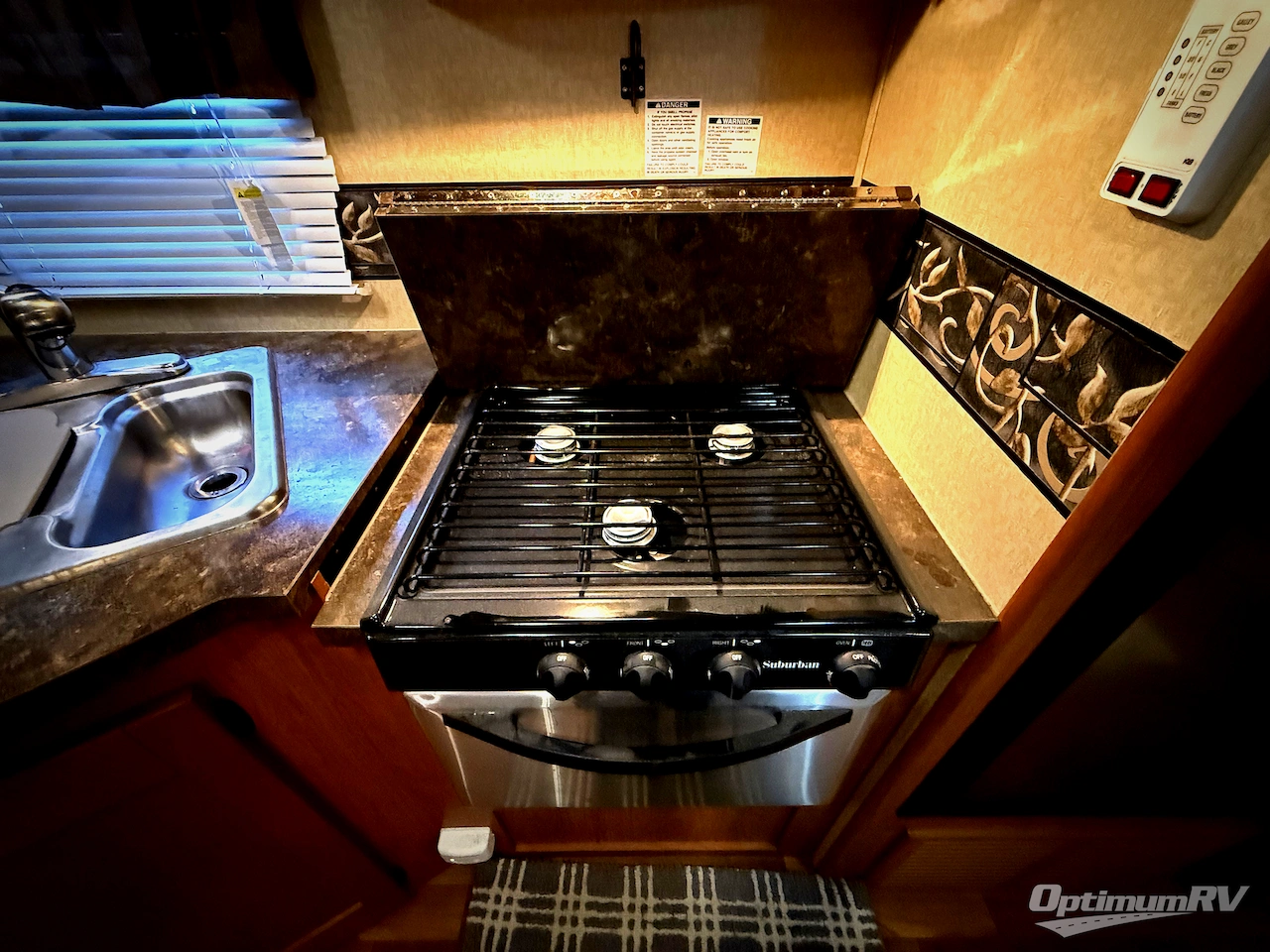 2011 Forest River Wildwood Heritage Glen 312QBUD Photo 10