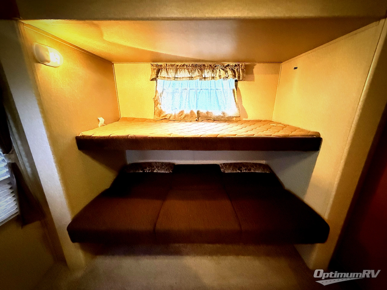 2011 Forest River Wildwood Heritage Glen 312QBUD Photo 19