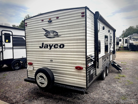 2022 Jayco Jay Flight SLX 8 264BH RV Photo 2