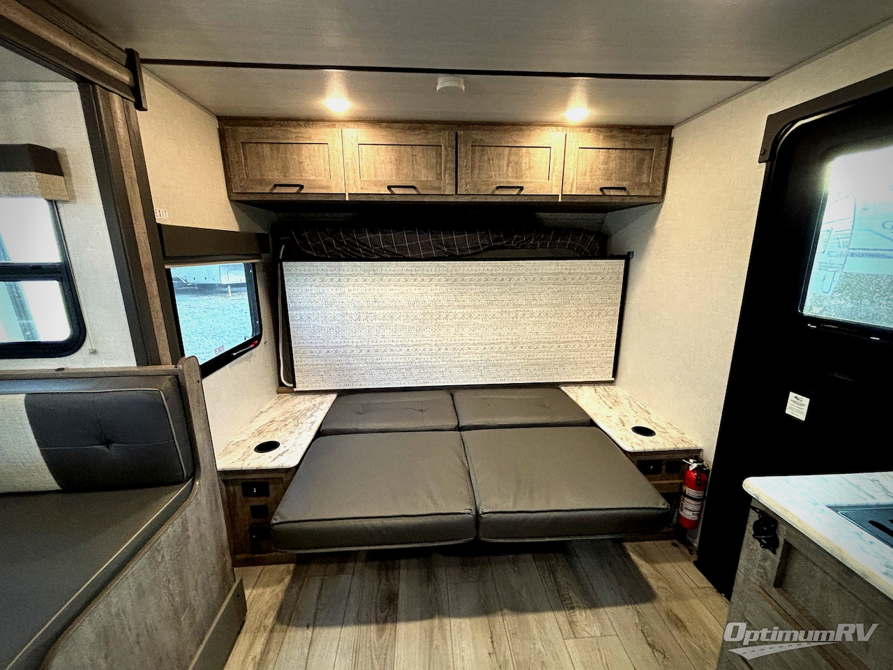 2023 Forest River Surveyor Legend 19MDBLE Photo 10