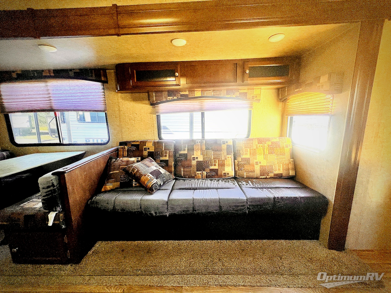 2016 Venture SportTrek 320VIK Photo 6