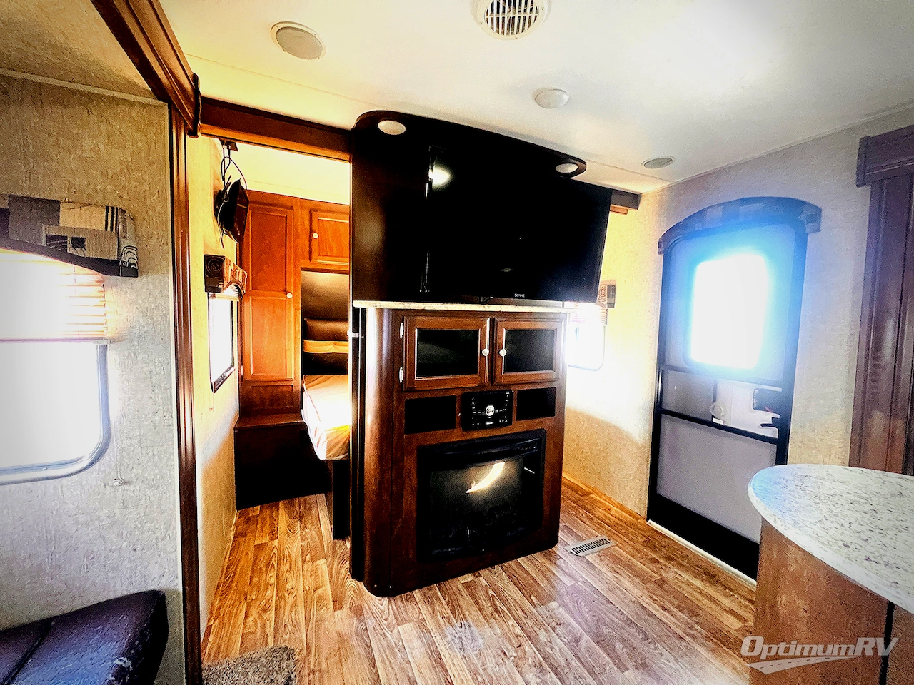 2016 Venture SportTrek 320VIK Photo 14