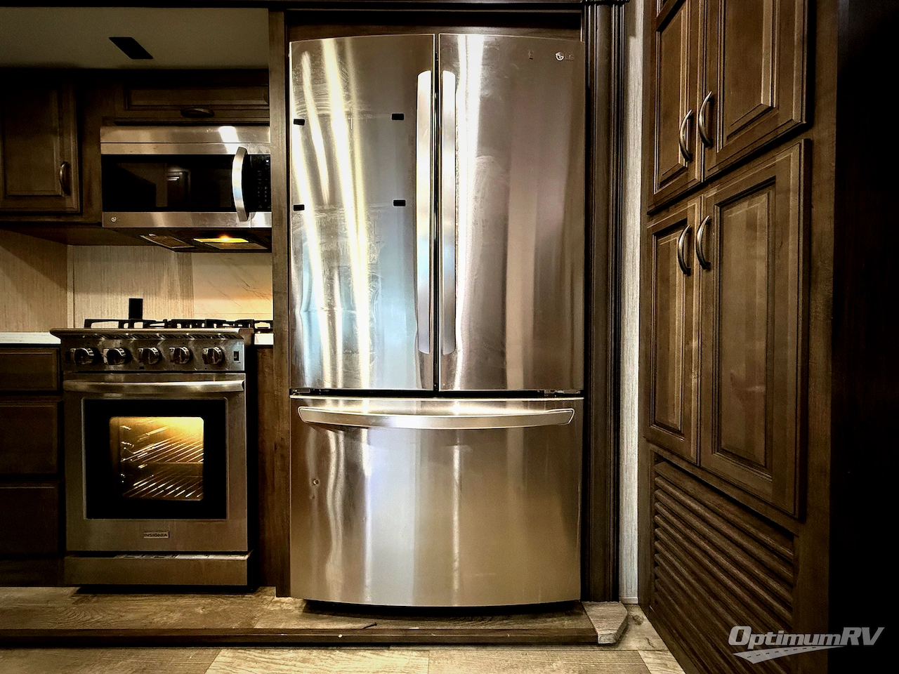 2021 Forest River Sierra 391FLRB Photo 11